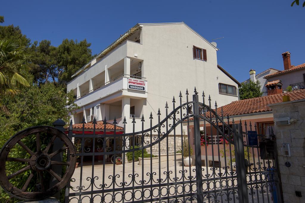 Apartments Villa Ban Rovinj Luaran gambar