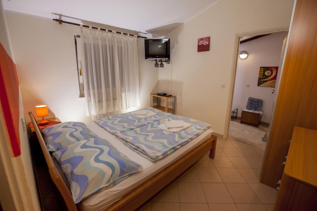 Apartments Villa Ban Rovinj Bilik gambar
