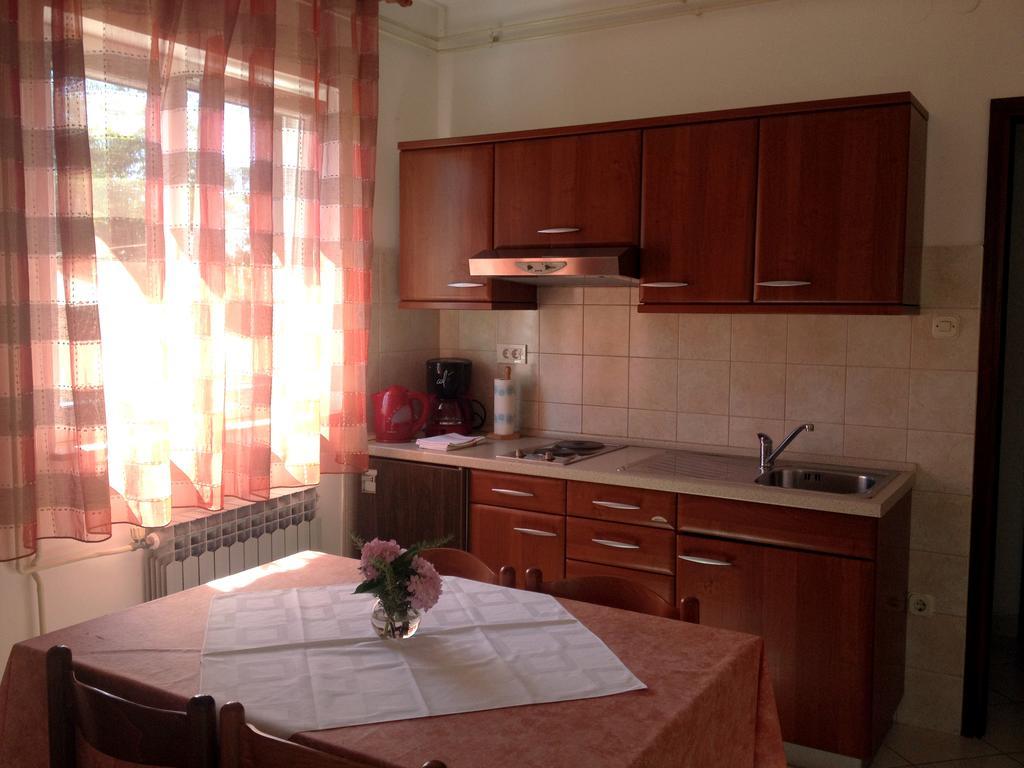 Apartments Villa Ban Rovinj Bilik gambar